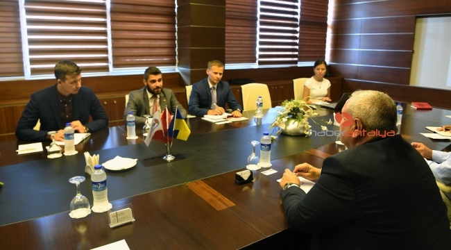Ukrayna'dan 12 ay direkt uçuş talebi