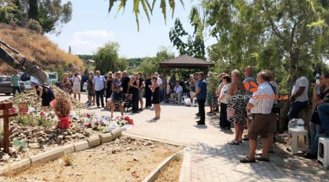 Yerleşik Belçikalı, vasiyeti üzerine Alanya'da toprağa verildi