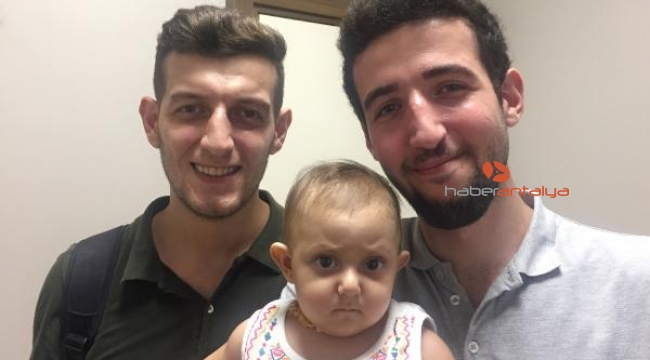 11 aylık Almira, amcasının karaciğeriyle hayata tutundu