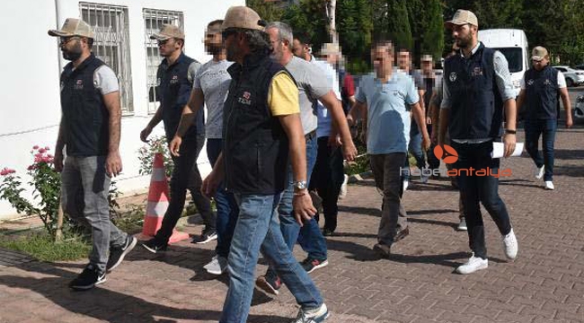 7 ilde FETÖ operasyonu: 13 gözaltı