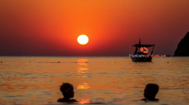 Adrasan'da gün doğumu turizmi