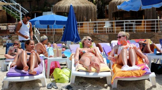 'Antalya, 16 milyon turisti rahat görecek'
