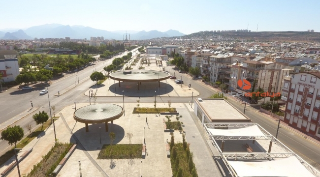 Antalya'nın en büyük meydanı Kepez'de açıldı