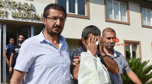 Boşanmak isteyen eşini 15 yerinden bıçakladı