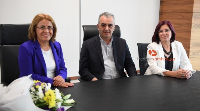 CHP Kadın Kolları Genel Başkanı Fatma Köse: "Konyaaltı'nda kadınlarımız şanslı"