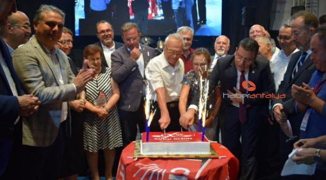 CHP'nin kuruluş yıldönümü kutlandı