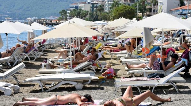 Eylül güneşi, plajları ısıttı