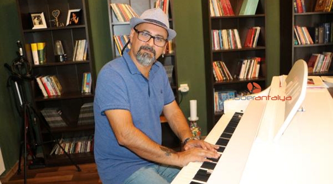 İranlı müzisyenin hayatı roman oldu