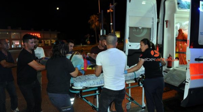 Kamyonet ile otomobil çarpıştı: 6 yaralı