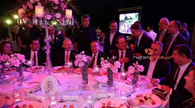 Kılıçdaroğlu nikah şahidi oldu