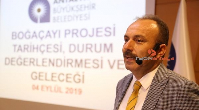 Konyaaltı Sahili'nin bazı bölümleri 41 yılda 86 metre geriledi