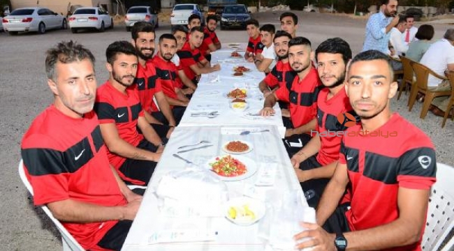 Kumluca Belediyespor'a moral yemeği