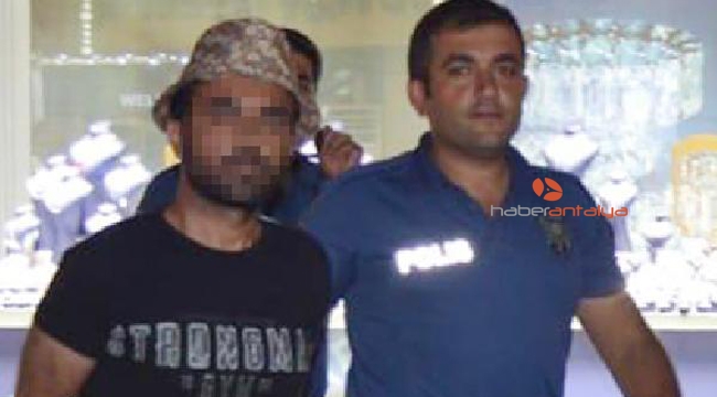 Kuyumcudan altın zincir çalmaya kalkışan çift yakalandı