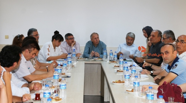 Lara'ya engelsiz plaj geliyor