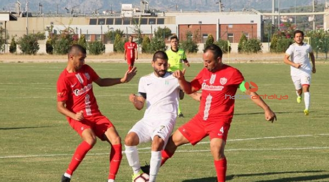 Manavgat, Kepez'i 3 golle geçti