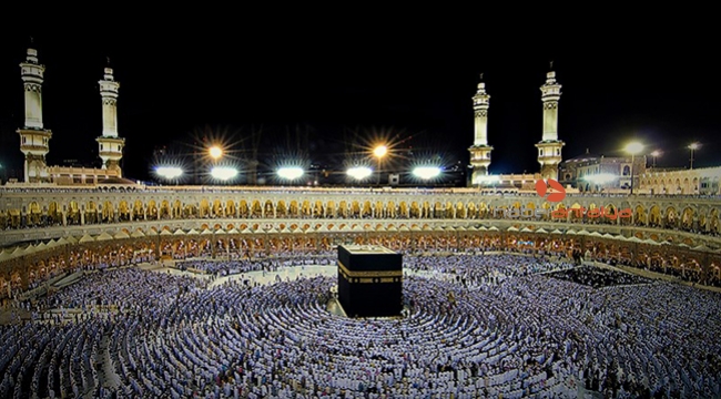 Suudi Arabistan'dan umre dahil tüm ziyaretlere ek vergi