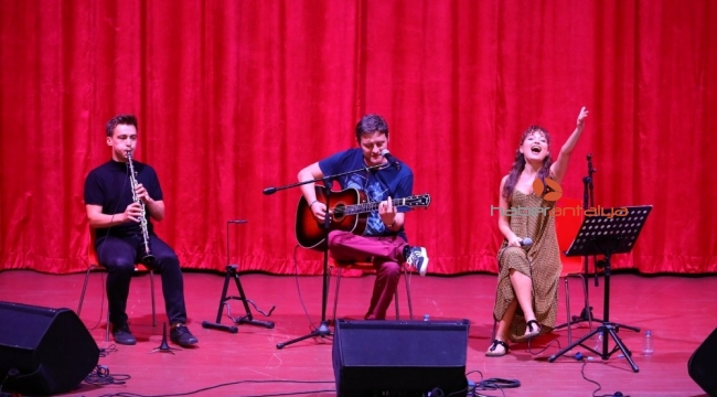 Tuna Kiremitçi'den Manavgat'ta müzik dinletisi