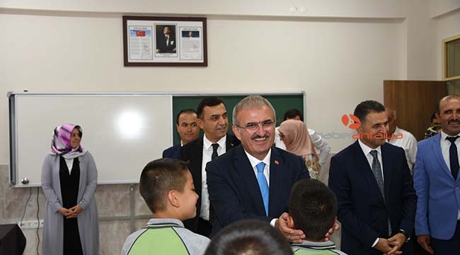 Vali Karaloğlu: " İyi yetişmiş insan bir ülkenin en büyük gücüdür"