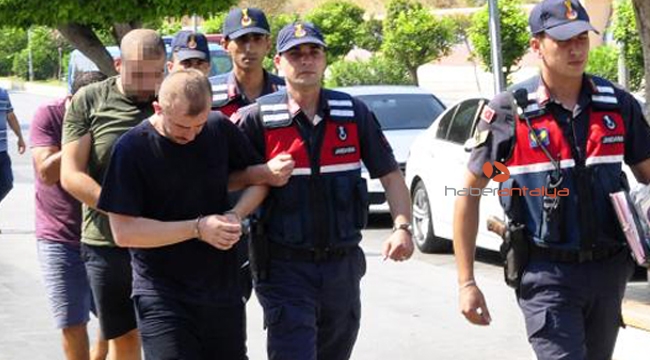 Yardımsever dolandırıcılar yakalandı