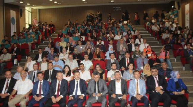 Akdeniz Üniversitesi'nde Fuat Sezgin İslam ve Bilim Ulusal Lise Öğrencileri Sempozyumu