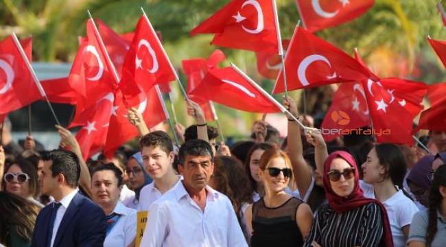 Alanya'da Cumhuriyet Bayramı coşkusu