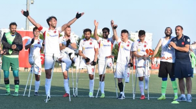 Ampute Futbol Milli Takımı, Polonya'yı 5-1 yendi