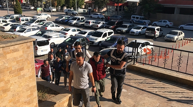 ANTALYA'DA YÜZ NAKLİ OLAN RECEP SERT VE EŞİ GÖZALTINA ALINDI !
