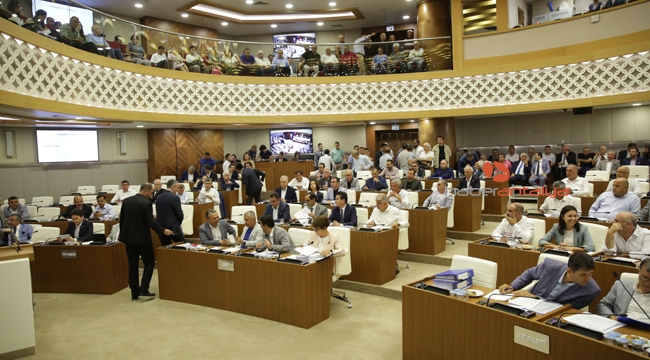Büyükşehir'de 'oy birliği' meclisi