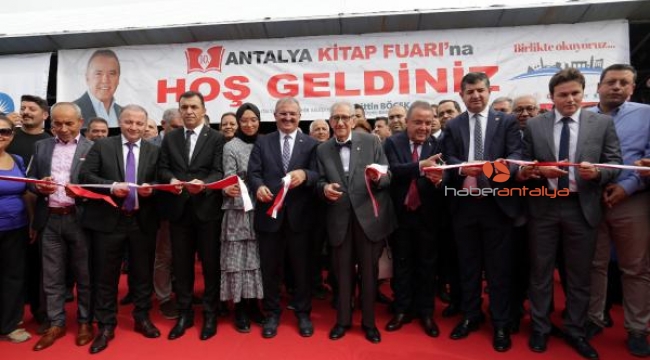 Kitap Fuarı 10'uncu kez kapılarını açtı