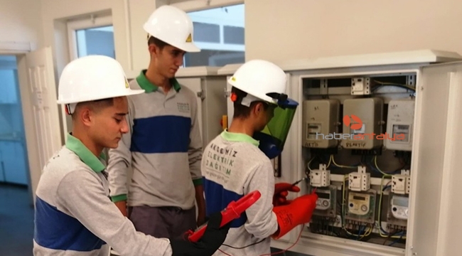 'Enerjinin Yıldızları' AEDAŞ'ta işbaşı yaptı