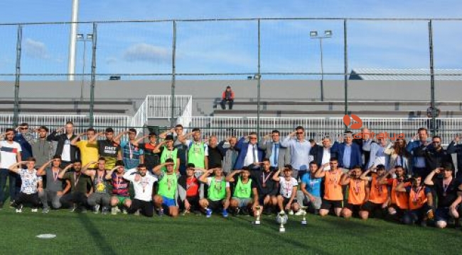 Halı saha futbol turnuvası sona erdi