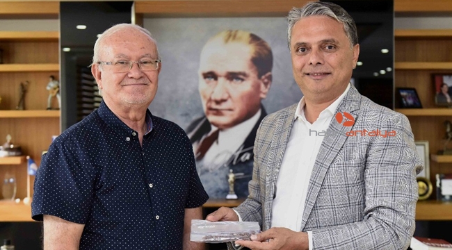 Kaleiçi'ni ve yöresel ürünleri konuştular