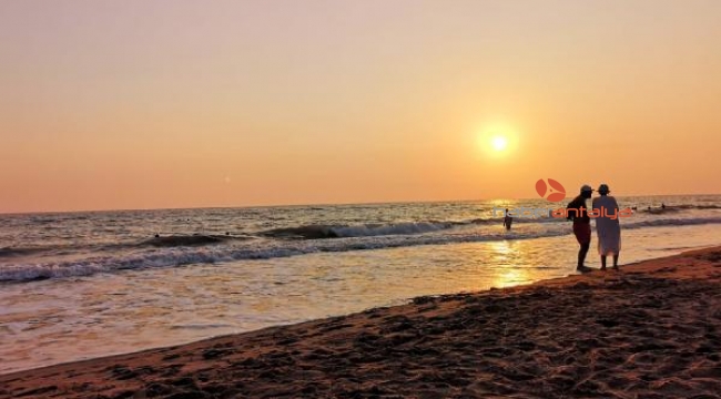 Patara Plajı'nda gün batımı keyfi