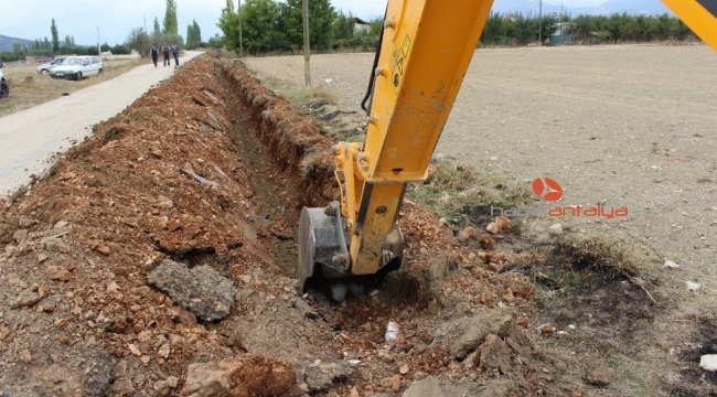 Tekke Mahallesi'ne yeni içme suyu hattı yapıldı