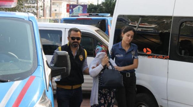 Tornavidayla dairenin kapısını açmaya çalışan 2 kadına suçüstü
