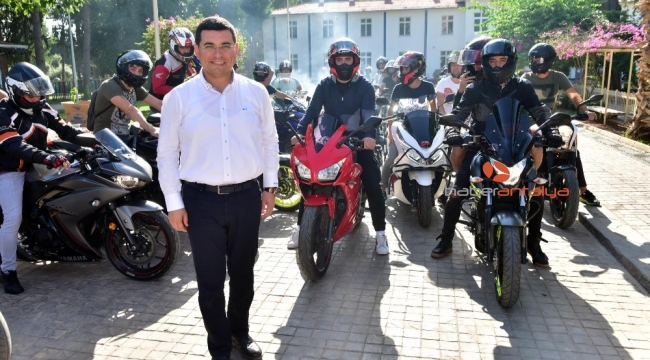 Tütüncü'den motosikletlilere destek