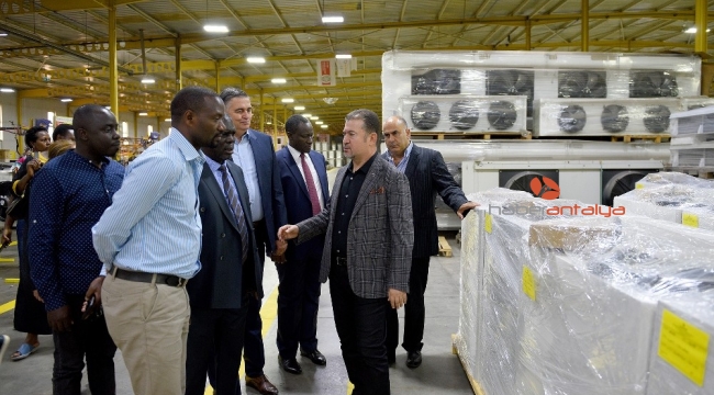 Uganda heyeti, Antalya'da işbirliği fırsatlarını değerlendirdi