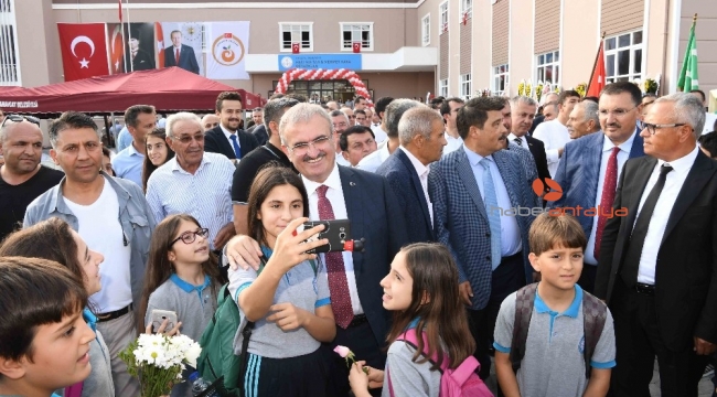 Vali Karaloğlu: "850 ilave dersliğe ihtiyacımız var"