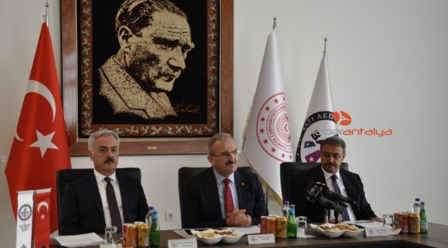 Vali Karaloğlu: " Kış aylarındaki boşluğu alternatif turizm çeşitleriyle doldurmak istiyoruz"