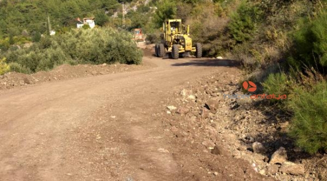 600 rakımlı Yumaklar'a 9 km asfalt