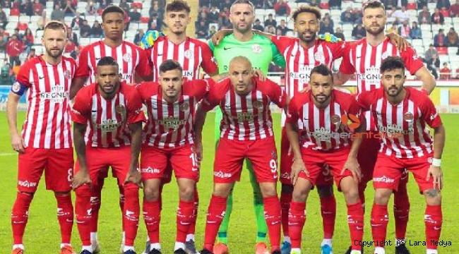 Antalyaspor, Başakşehir ile 27'nci randevusuna çıkıyor