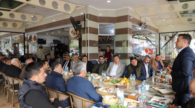 Başkan Yücel batı muhtarlarıyla buluştu