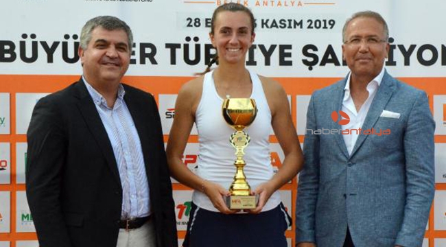 Büyükler Türkiye Şampiyonası'nda kadınların şampiyonu İpek Öz