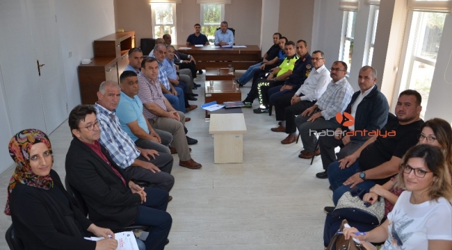Büyükşehir ilçelerin ulaşımla ilgili sorunlarını yerinde tespit ediyor