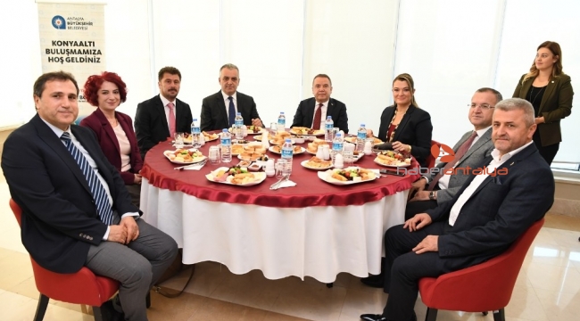 "Büyükşehir Mahalle Buluşması" Konyaaltı'nda