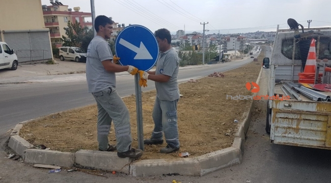 Büyükşehir'den Alanya'da levha çalışması