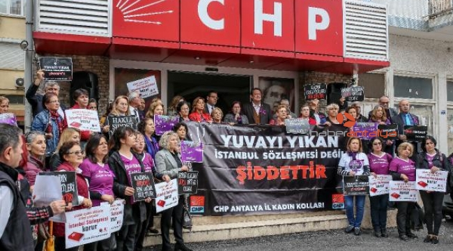 CHP'li kadınlar, kadına şiddeti protesto etti