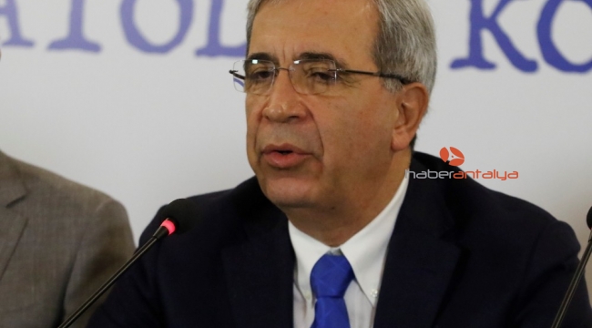 "Çocukları sevmeyi bilmiyoruz"