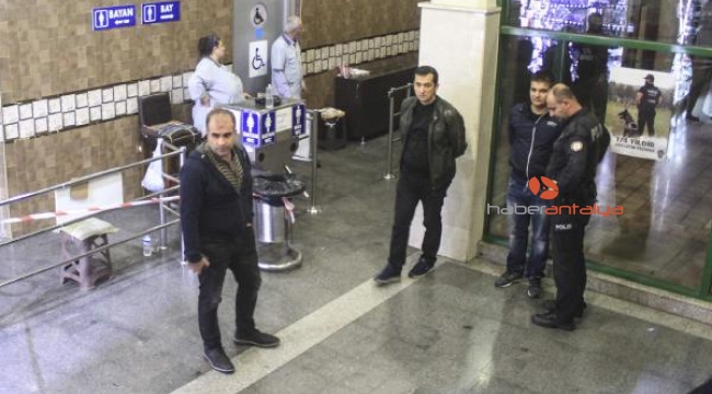 Genç kızın otogar tuvaletinde intihar girişimi