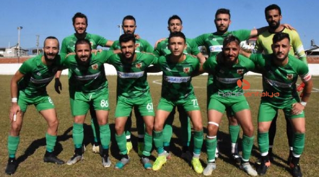 Kınıkspor, Mahmutlar'ı 5 golle geçti